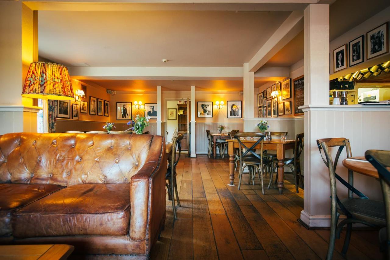 Hotel The East End Arms Lymington Esterno foto